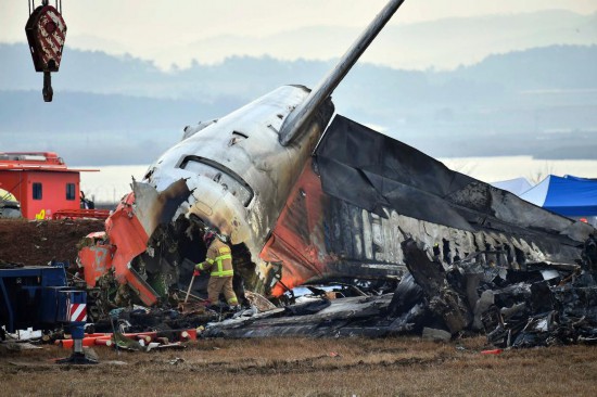 韓國朝野兩黨聯(lián)合調(diào)查空難 交通部長官擬辭職